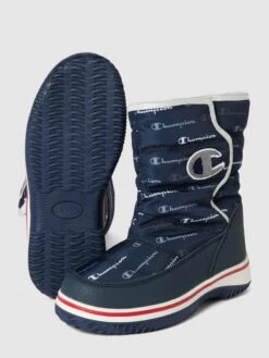CHAMPION Boots Mit Allover-Logo Modell 'FLAKEY' - Marineblau 8 CHAMPION Boots Mit Allover-Logo Modell 'FLAKEY' - Marineblau -Geox Verkaufsgeschäft 6573ilaa9h64ke2d88sj4caa9t64akii759kmdaf94s50gi3697j8h2m6l9jidaca565cdhia4r56ka874o3gd9gckqjic33cco34cpk75im6e1h74o3ep9lcgqm4cphcgq34dg