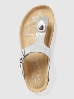 Tom Tailor Zehentrenner Mit Dornschließe - Silber -Geox Verkaufsgeschäft 6kojij9m918j4d1o6db3idpg858j4jhm6d0jic9k9lb56cq974rl0gpla5656cpnala48h1g90qj2gqbaoo62dplcopjacho71im6chk6gsjeohn6cr34dplc8s3ccpp74s30d0