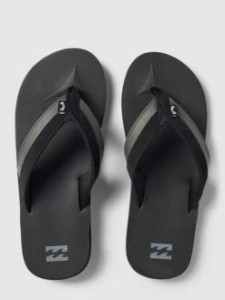 Quiksilver Zehentrenner Mit Label-Details Modell 'ALL DAY' - Schwarz 10 Quiksilver Zehentrenner Mit Label-Details Modell 'ALL DAY' - Schwarz -Geox Verkaufsgeschäft 6osjih2g94qlcd9h8955ajij6t34kla49so50gi1al2kskhp6p94ik1j71a32gq27594ugia98p4kjq9ah3jepb26gq32c9jcdi62c1kc5gm4o9jc4ojcopl6tij6e32chhj6c8