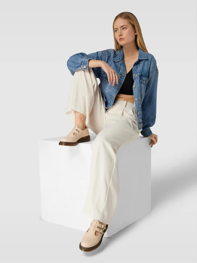 Dr. Martens Dr.Martens Halbschuhe Aus Leder Mit Dornschließen Modell 'Mary Jane' - Offwhite 3 Dr. Martens Dr.Martens Halbschuhe Aus Leder Mit Dornschließen Modell 'Mary Jane' - Offwhite