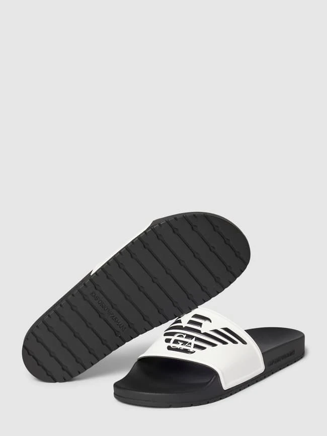 Emporio Armani Slides Mit Label-Print Modell 'Eagle' - Schwarz 6 Emporio Armani Slides Mit Label-Print Modell 'Eagle' - Schwarz – Bild 4