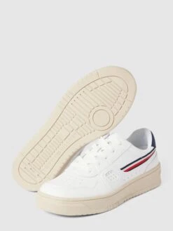 T.Hilfiger Kids Shoes Sneaker Mit Label-Details - Weiß 9 T.Hilfiger Kids Shoes Sneaker Mit Label-Details - Weiß -Geox Verkaufsgeschäft 855jghaf60p4adqh9h134kq9ad24ie269t44ie2l9or5acq36t6kck23a0qkig9p6sol4hi46l2keia8ad3j8o9h74q6cd32ckojgchkclij4o9j6op38cj16ss68e1n64o6cdg