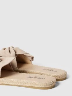 Espadrij Pantolette Mit Knoten-Detail - Beige 9 Espadrij Pantolette Mit Knoten-Detail - Beige -Geox Verkaufsgeschäft 8l94agiba0q30h2d6h0j0e2m8kqkmdaia59j8e1p8924mc2790skkh9pap7k6da394s3eha5ags5chqg853j8e35c8qmcp9kcko62o9k60p32e35cdgm8or6coq3ce1mc9im8c0