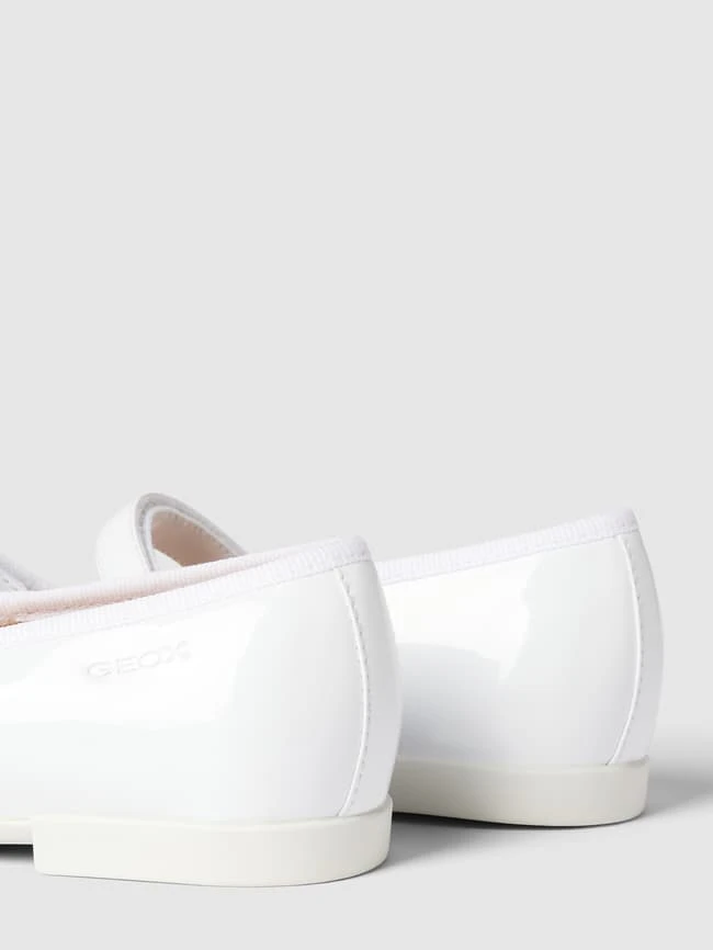 Geox Ballerinas Mit Label-Details - Weiß 4 Geox Ballerinas Mit Label-Details - Weiß – Bild 2