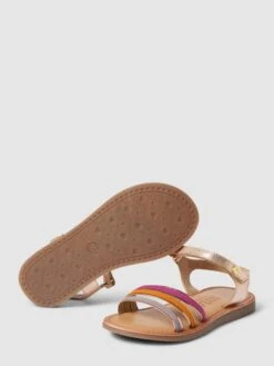 Gioseppo Zehentrenner Mit Label-Details Modell 'ANGEJA' - Gold -Geox Verkaufsgeschäft 9t430cqda0q30dil6cqkkcq18t6jaii274skoh279sqjakacada46iak8p6jida39t338ja1a90j0j1l8l3mcchj6thmadr3clhm8p9k68p62o9p6sqm6e1h70q6aor66sr3ap0