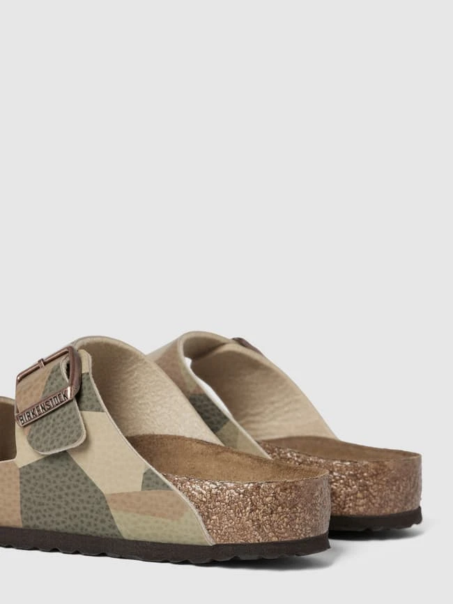 Birkenstock Sandalen Mit Camouflage-Muster Modell 'Arizona' - Sand 4 Birkenstock Sandalen Mit Camouflage-Muster Modell 'Arizona' - Sand – Bild 2