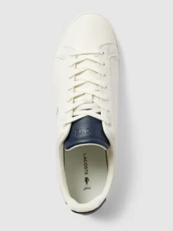 Lacoste Sneaker Mit Label-Details Modell 'CARNABY PRO' - Weiß -Geox Verkaufsgeschäft aosl4chmapb4mghmad4lakqe61650dq4696kcl228h1j8da96t8k4ha56h3jiead914jeca56t93ee1j8oo68ob3c8r34dj370oj4e1k64p36e9m74sm2pb669i3gd1k6orm2c8