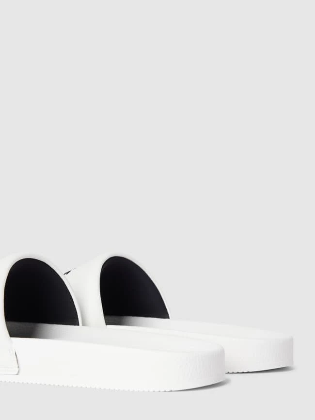 BOSS Slides Mit Label-Stitching Modell 'Reese' - Weiß 4 BOSS Slides Mit Label-Stitching Modell 'Reese' - Weiß – Bild 2